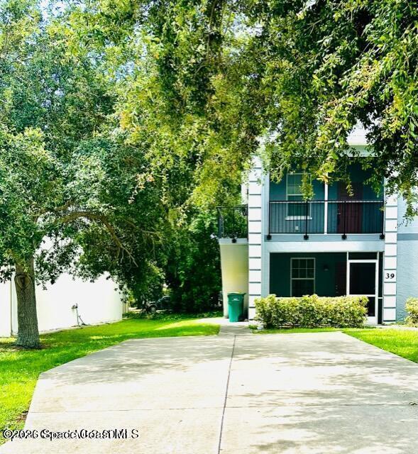 Building Photo - 39 Carmalt St