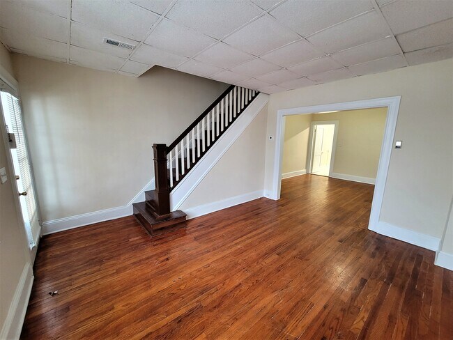 Building Photo - 3715 Wilkens Ave
