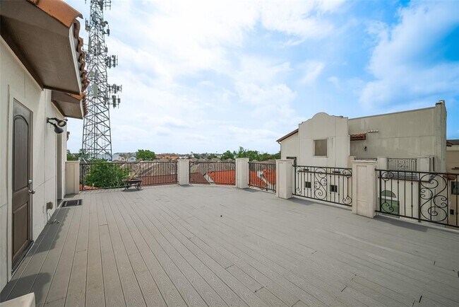 Foto del edificio - 1806 W 25th St