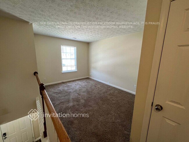 Foto del edificio - 170 Meadowridge Dr