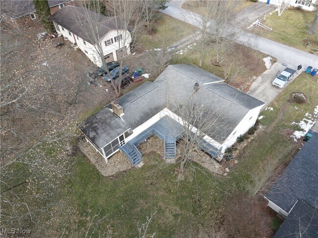 Foto del edificio - 7429 Sylvan Dr