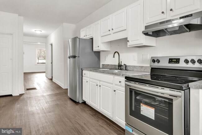 Foto del edificio - Coming Soon! Charming 3 Bedroom, 1.5 Bath ...