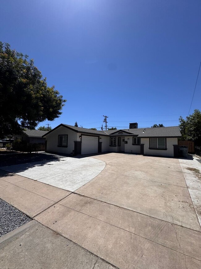 Foto del edificio - Newly Remolded 3 Bedroom, 2 Bath Home