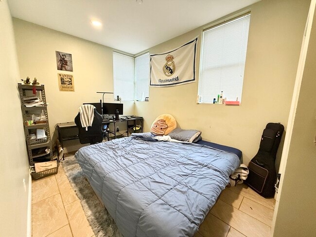 Foto del edificio - 299 Dudley St