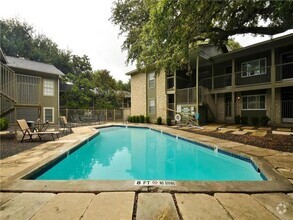 Building Photo - 2303 East Side Dr