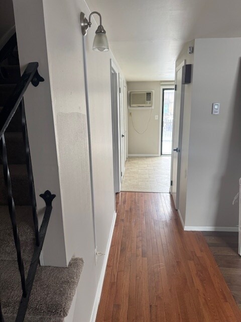 Foto del edificio - 2-bedroom townhouse.