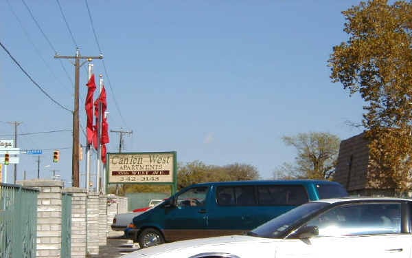 Building Photo - Canlen West Apartments