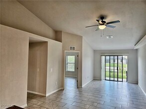 Building Photo - 545 SE 4th Terrace Building Photo - 545 SE 4th Terrace