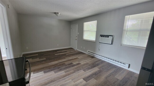 Foto del edificio - 1731 Bridleton Woods Dr