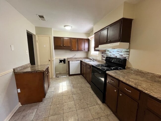 Foto del edificio - Renovated 3 Bedroom 1 Bath Home for Rent!