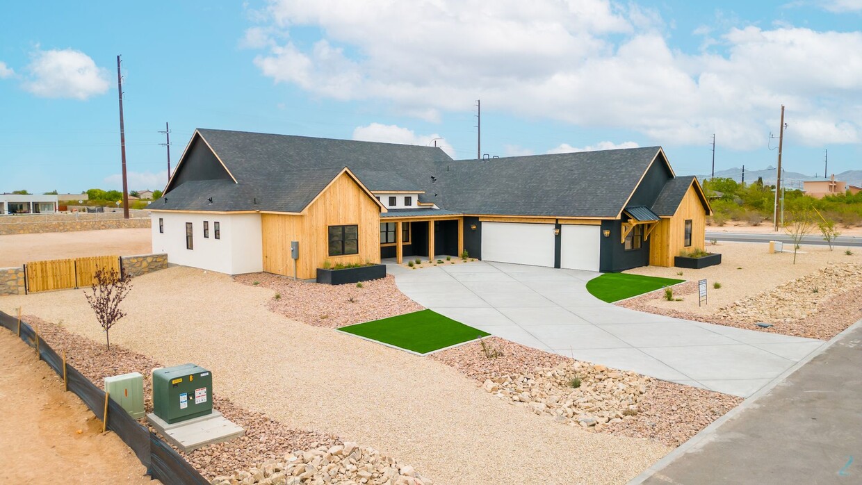 Primary Photo - 3291 Colina Court - New Construction - 4 B...