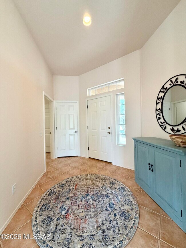 Building Photo - 13009 N Desert Flora Ln