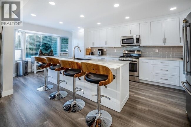 Building Photo - 11451 Best St