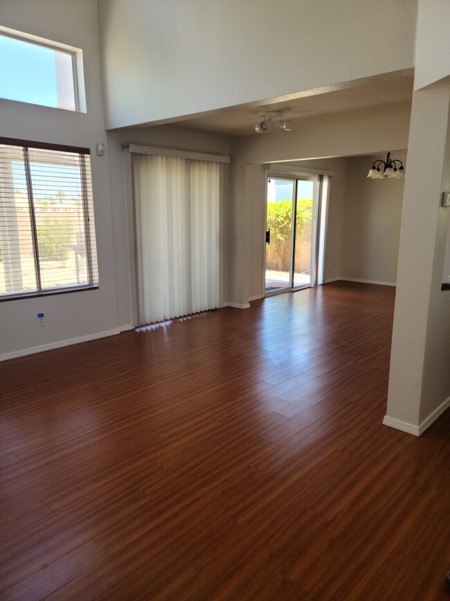 Easy care flooring - 860 Carnival Ave