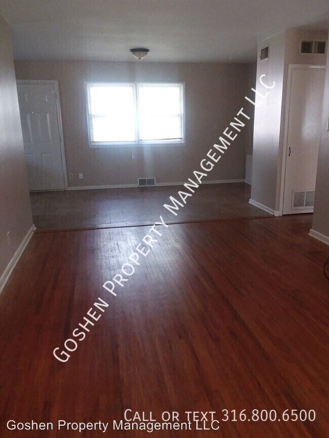 Foto del edificio - 1714 W Anita Ave