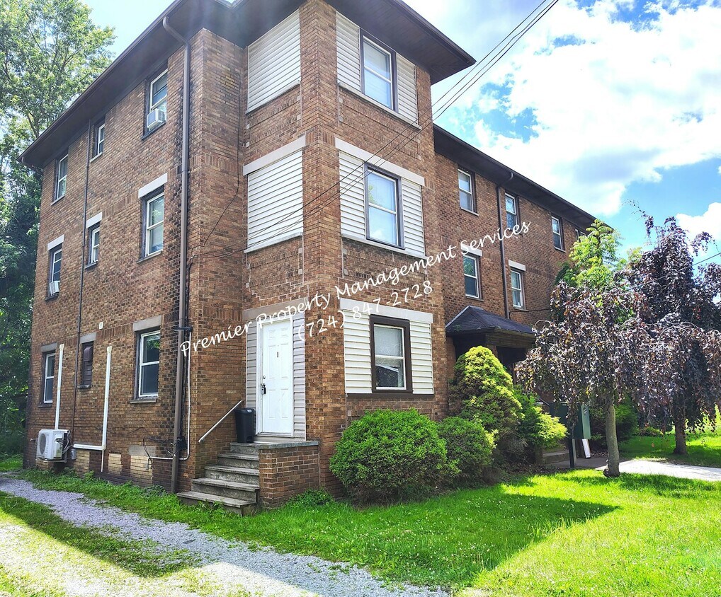 Foto principal - 324 E Moody Ave