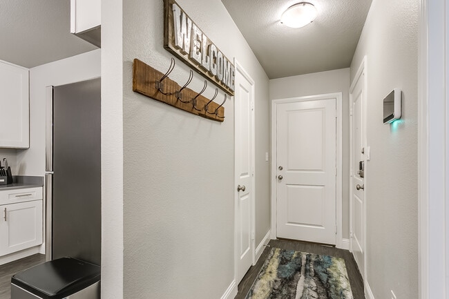 Photo - 4021 Sheraton Rd (Denton, TX) House