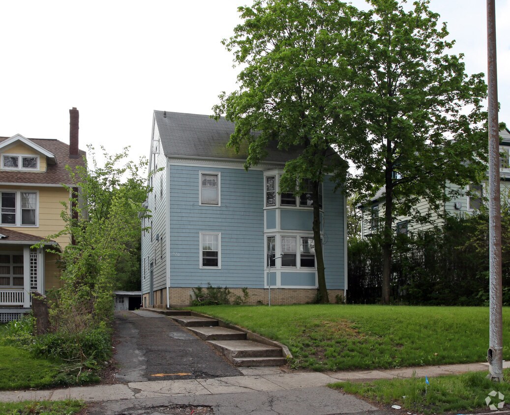 Primary Photo - 920 Culver Rd