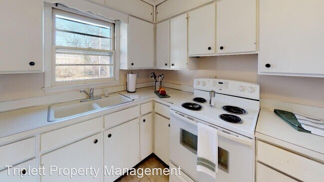 Building Photo - 2 br, 1 bath House - 2226 Melrose Avenue