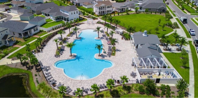 Building Photo - 2129 Sedges Ave