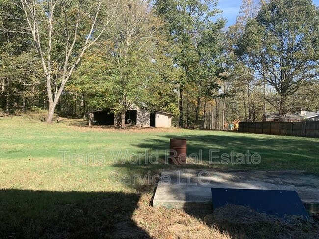 Photo - 1506 Betts Mill Rd House