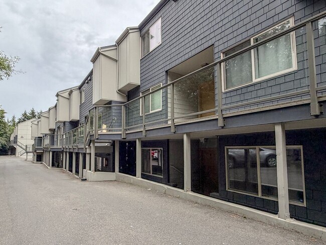 Building Photo - Convient Location on Burke-Gilman Trail! 1bd/1bth Sand Point Condo, $1,875/mo.