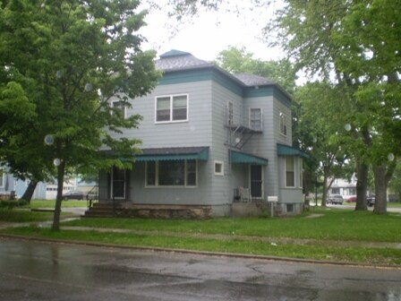 Primary Photo - 432 Lincoln Ave
