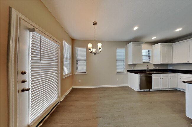 Building Photo - 29719 Buffalo Canyon Dr