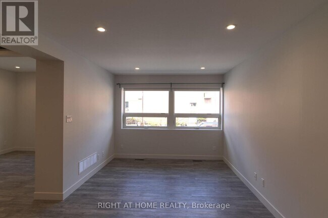 Photo du bâtiment - UNIT #2 - 118/116 WATER STREET
