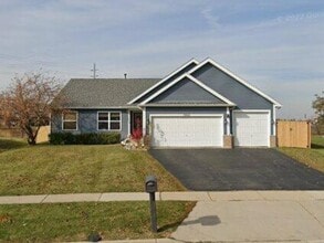 Building Photo - 10562 Casselberry N
