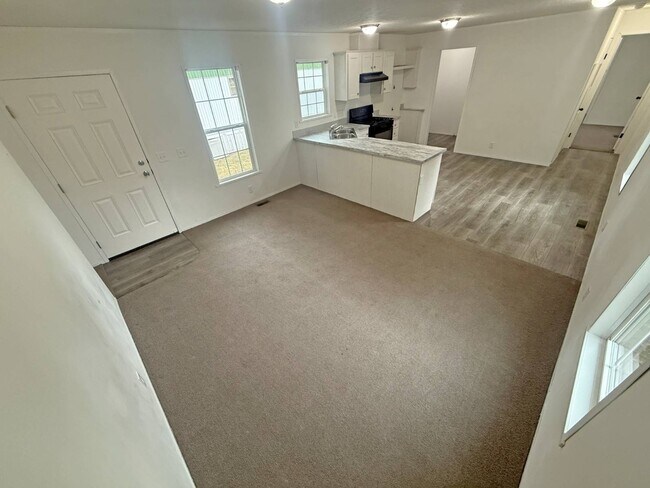 Foto del edificio - 2501 N Apperson Way