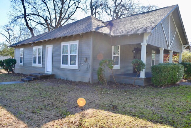 Photo - 308 N Catherine St (Terrell, TX) Townhome