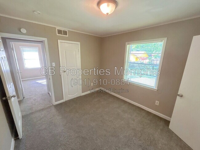 Foto del edificio - 2158 Pueblo Ave