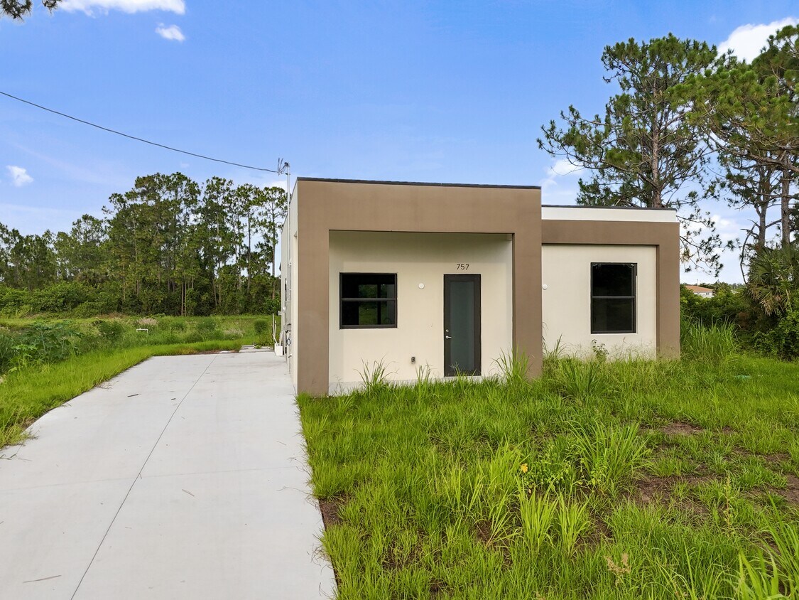 Photo - 757 Joponica Ave S (Lehigh Acres, FL)