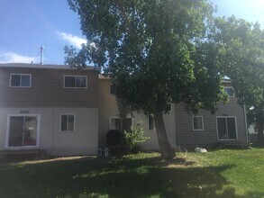 Building Photo - 8928-8102 102 Ave