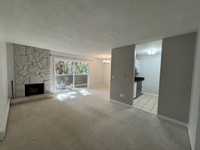 Building Photo - Quiet and beautiful 1 bed 1 bath unit in K...