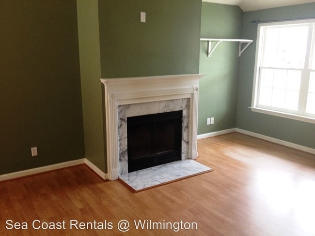 Building Photo - 3340 Brucemont Dr