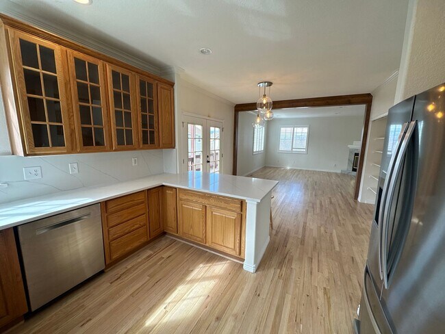 Building Photo - Stunning 5-BD 4-BA Outlook Home with Flatirons Views & Finished Basement
