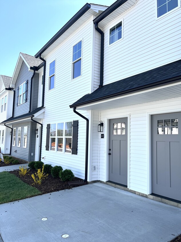 Photo - 110 Aaron Pl (Lynchburg, VA)