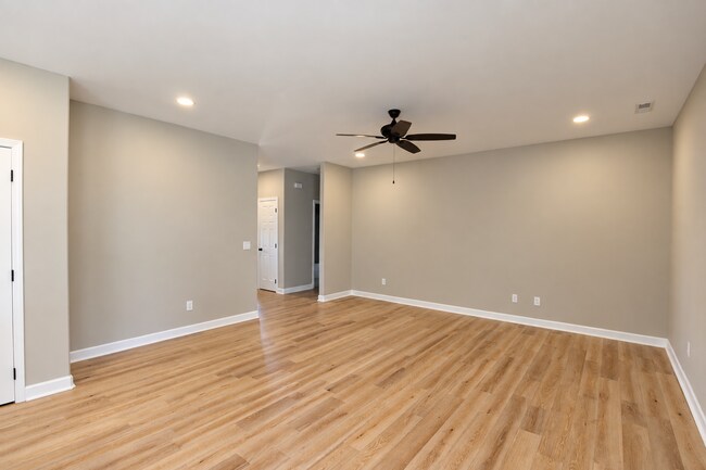 Foto del edificio - 1407 Brook Hill Drive
