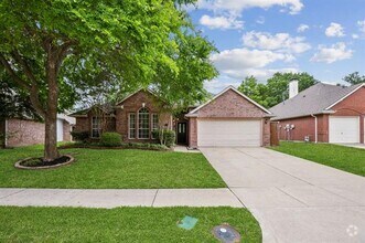 Building Photo - 5605 Belle Chasse Ln