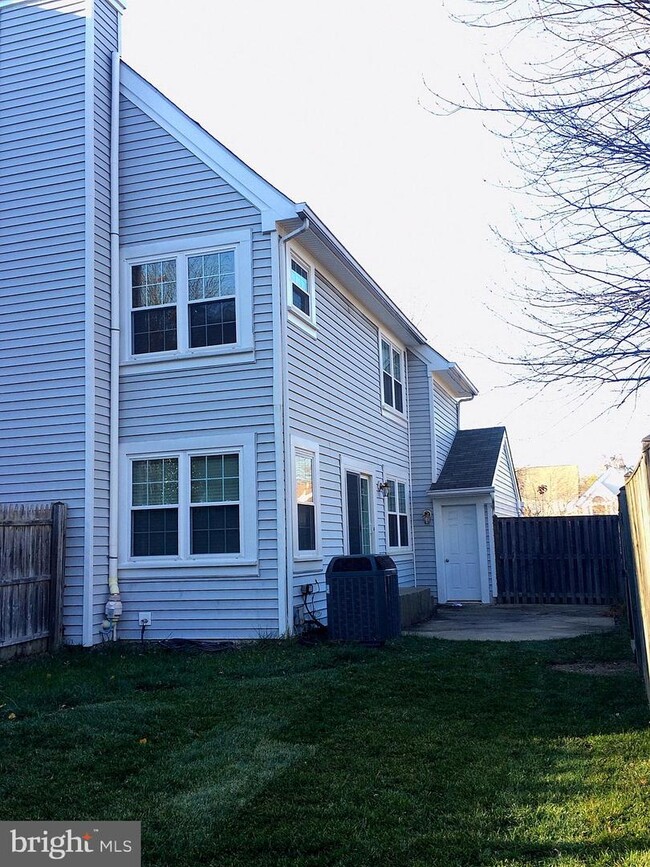 Building Photo - 8543 Harvest View Ct