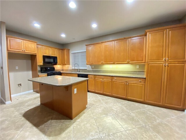 Foto del edificio - 27520 Shellie Way
