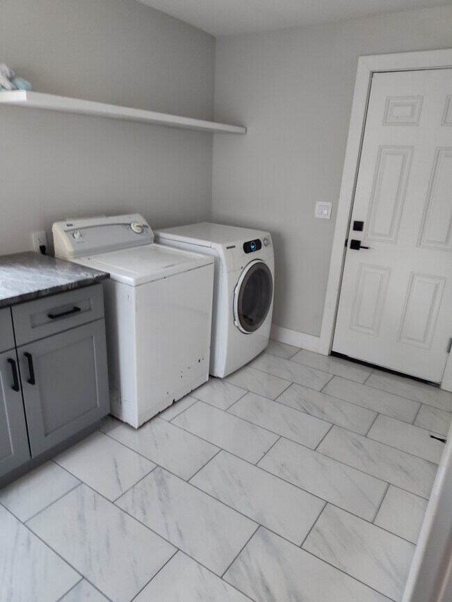 Foto del edificio - 3071 Karl Rd