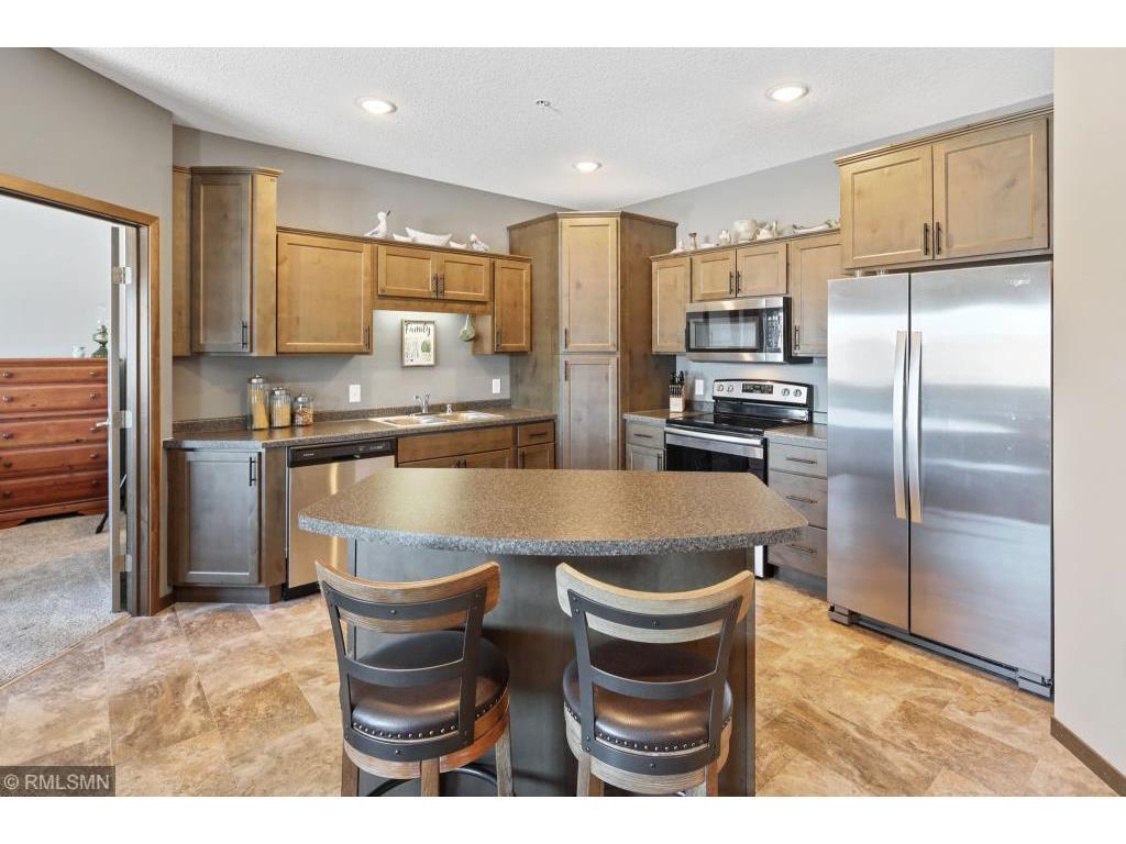 2530 Quarry Rd NE Unit 202, Sauk Rapids, MN 56379 Room for Rent in