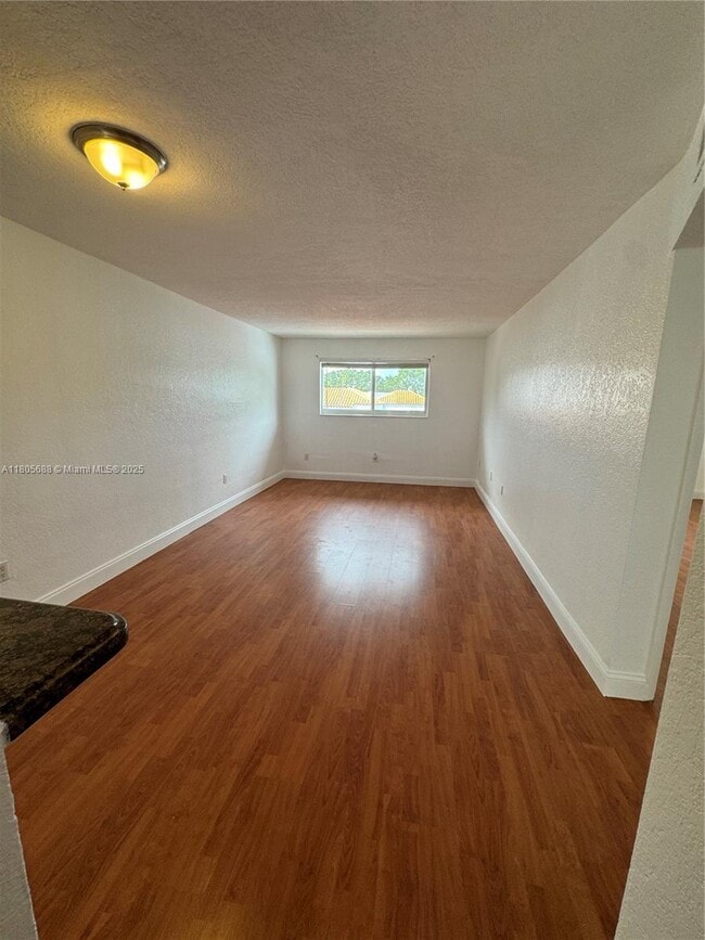 Building Photo - 427 Santander Ave