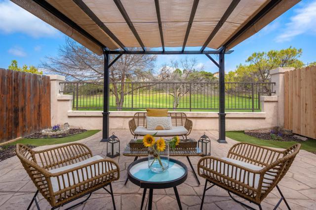 Foto del edificio - 2344 Greenbriar Dr