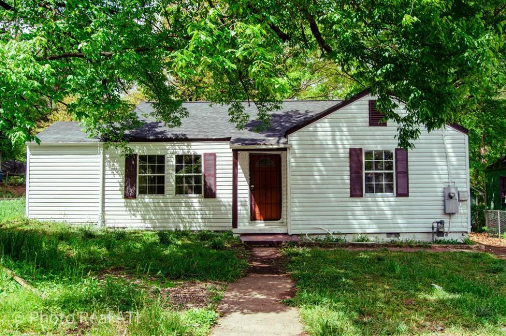 2097 Ben Hill Rd, East Point, GA 30344 House Rental in East Point, GA