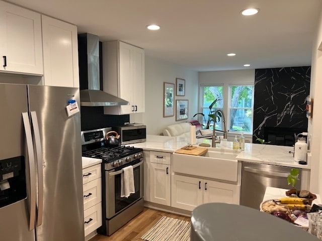 Building Photo - 1056 Lakewood Cir
