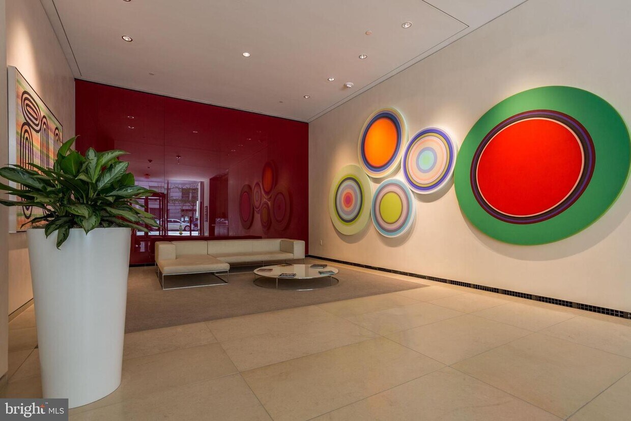 Foto principal - 925 H St NW
